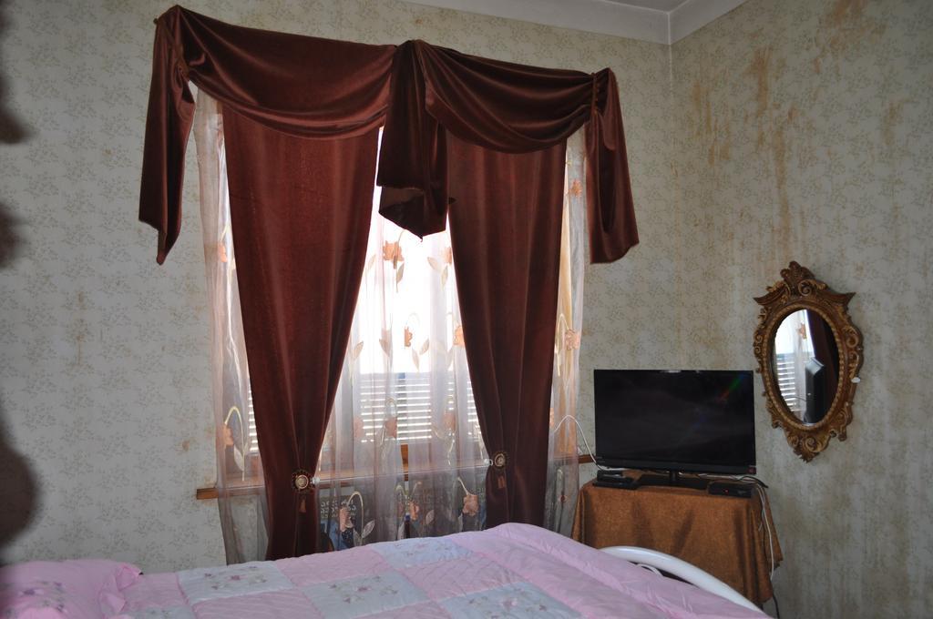 Guest House Cico Telavi Esterno foto
