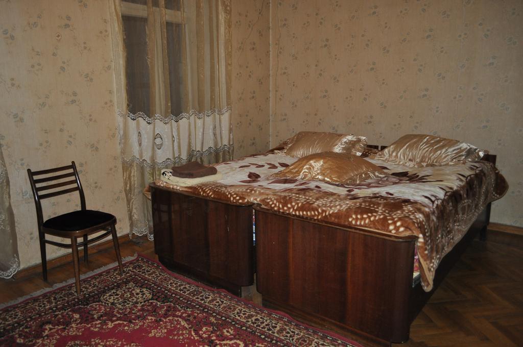 Guest House Cico Telavi Esterno foto