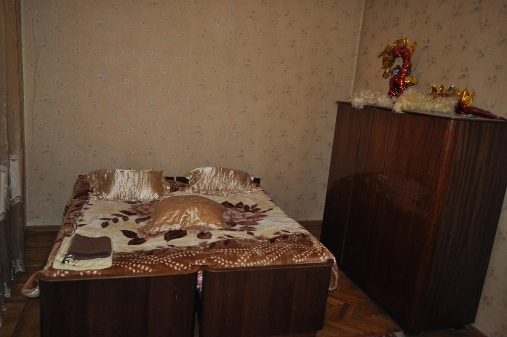 Guest House Cico Telavi Esterno foto